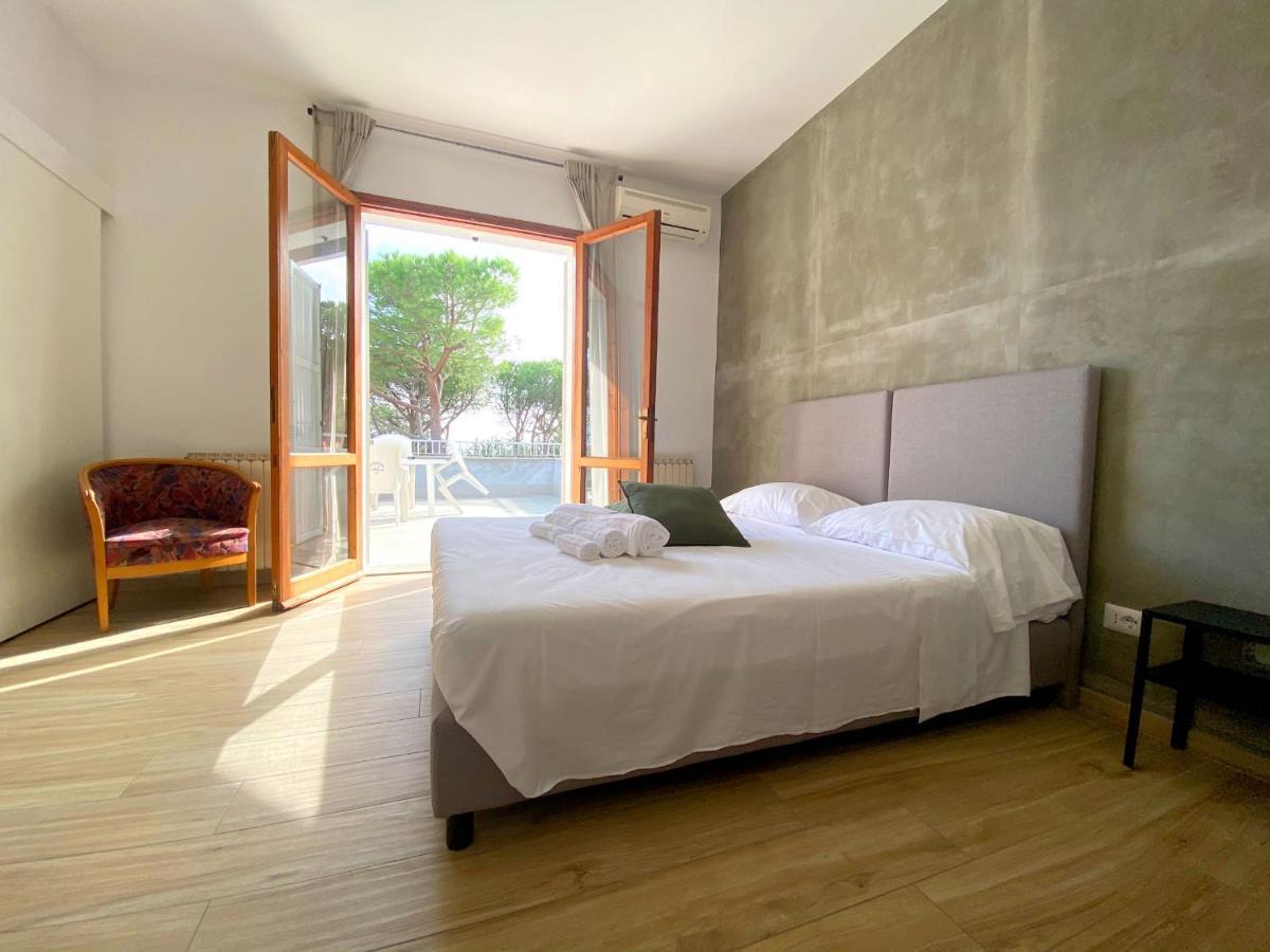 Camping Village Mar Y Sierra San Costanzo 外观 照片