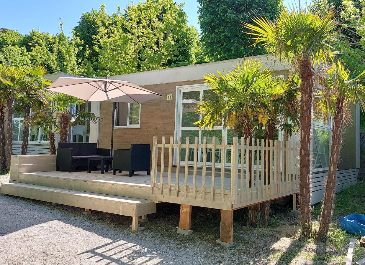 Camping Village Mar Y Sierra San Costanzo 外观 照片