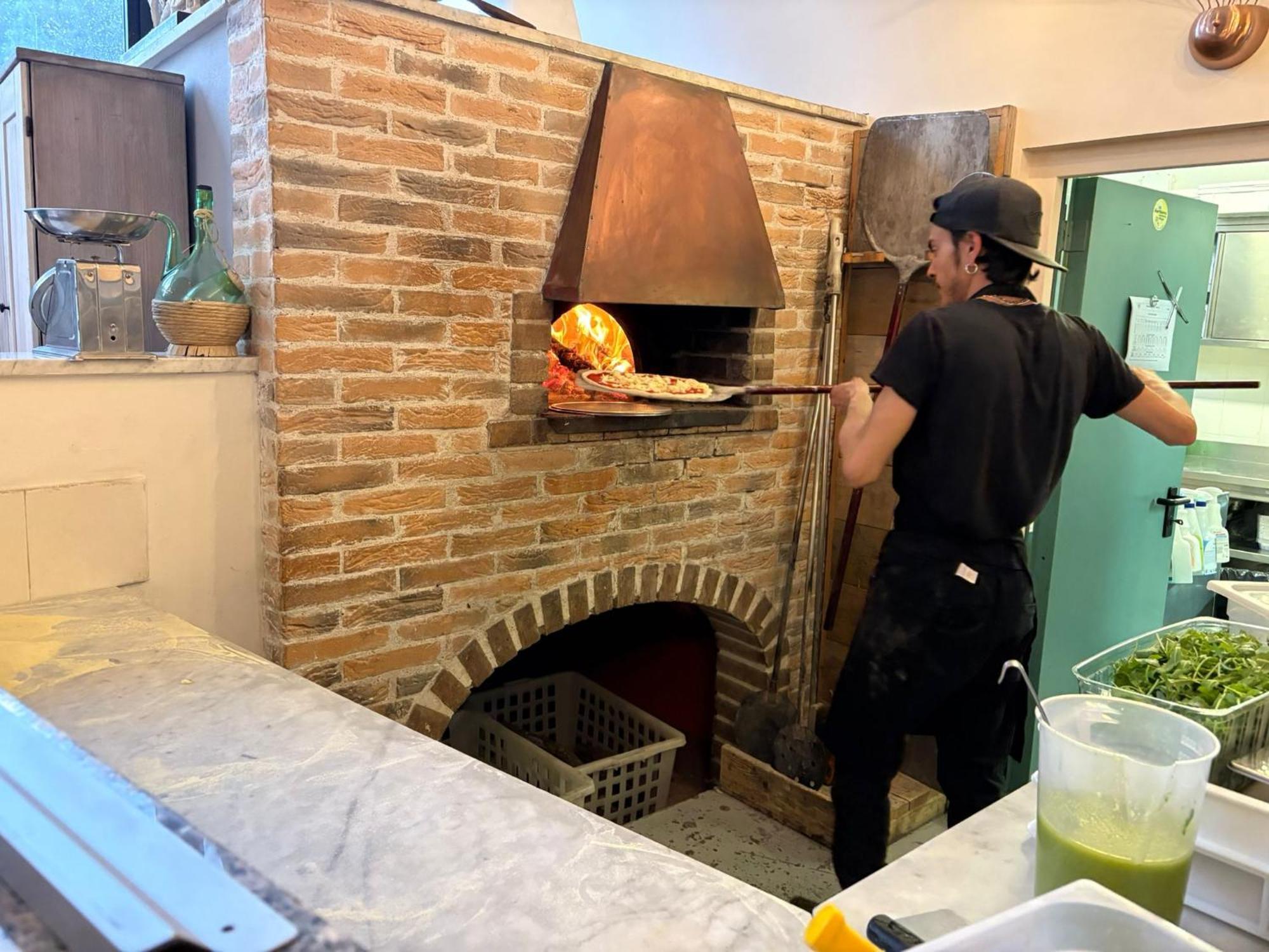 Camping Village Mar Y Sierra San Costanzo 外观 照片