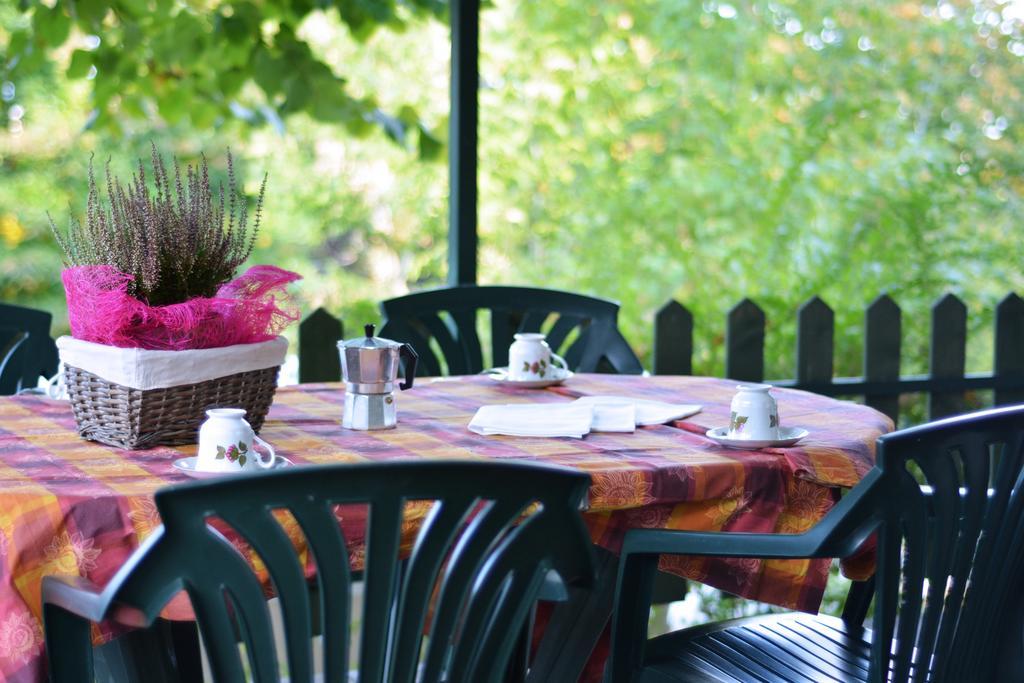 Camping Village Mar Y Sierra San Costanzo 外观 照片